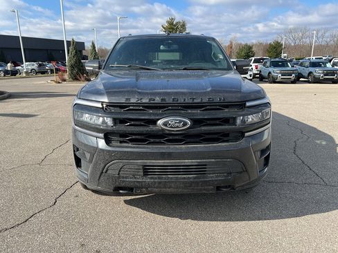 Used 2022 Ford Expedition Max Limited image 2