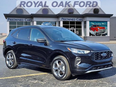 Certified 2024 Ford Escape ST-Line w/ Tech Pack #1 AWD/4WD image 1