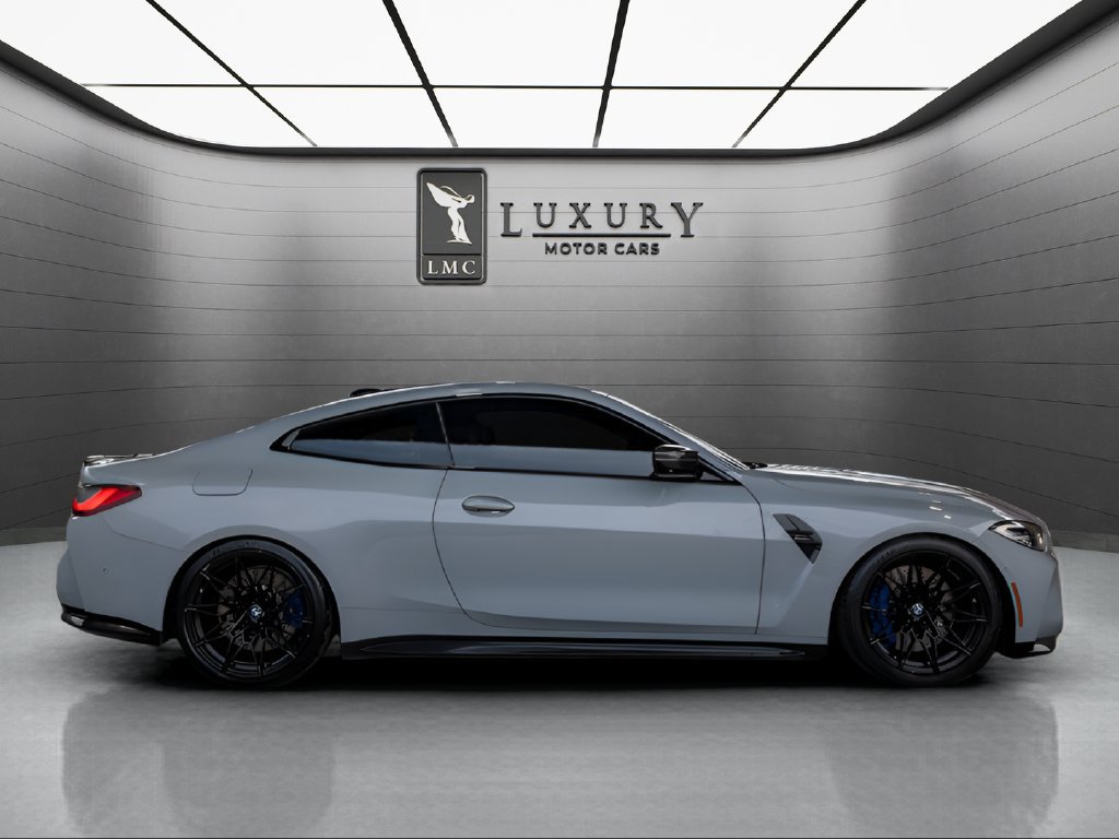 Used 2022 BMW M4 Competition w/ M Carbon Exterior Package RWD image 9