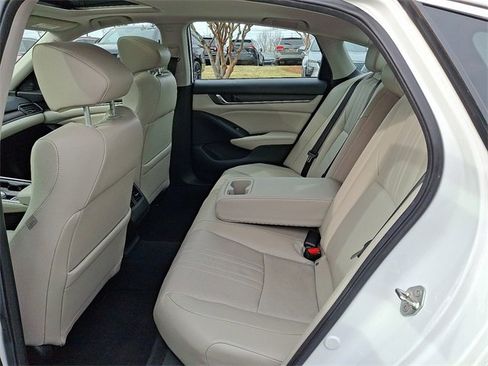 Used 2019 Honda Accord EX-L image 8