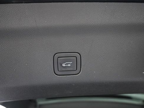 Used 2023 GMC Yukon Denali w/ Denali Reserve Package AWD/4WD image 14