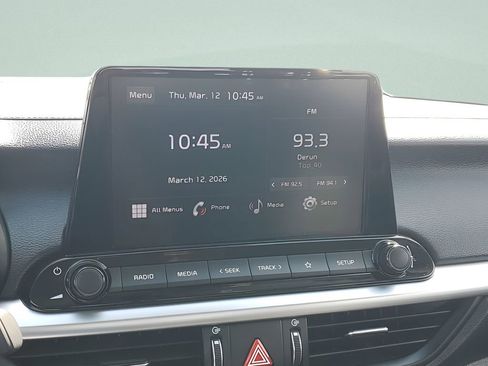 Used 2022 Kia Forte LXS FWD image 18