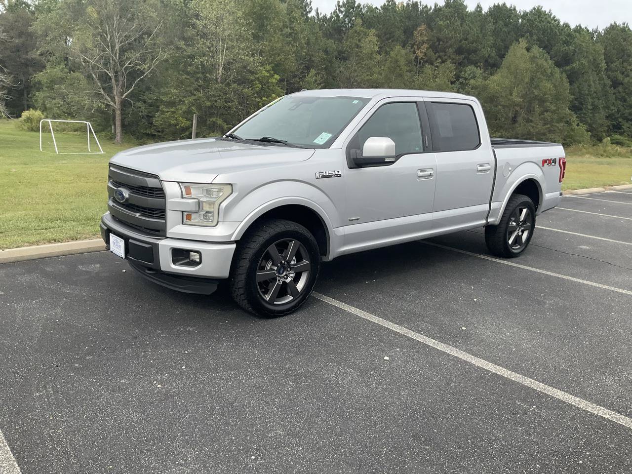Used 2015 Ford F150 Lariat w/ Equipment Group 502A Luxury AWD/4WD image 15