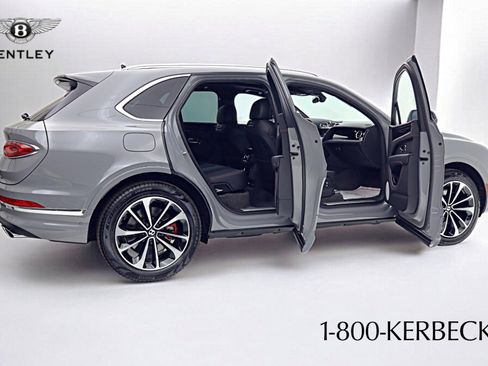 New 2025 Bentley Bentayga image 10