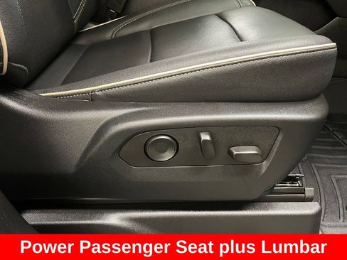 Certified 2023 GMC Yukon XL SLT w/ SLT Premium Package AWD/4WD image 14