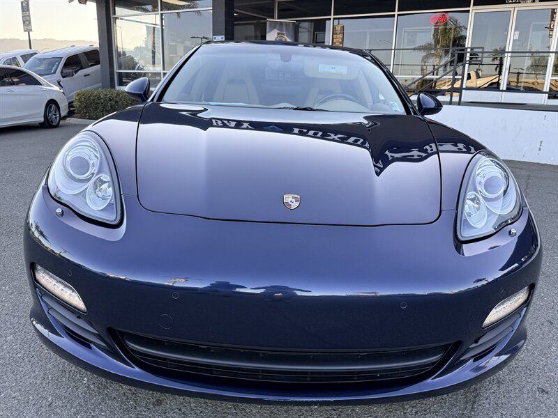 Used 2013 Porsche Panamera S RWD image 2