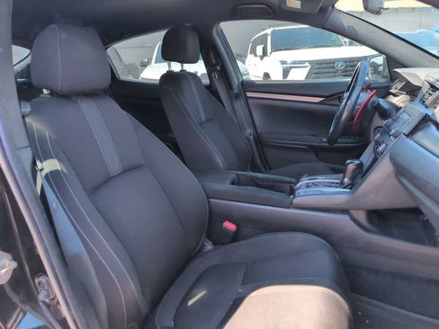 Used 2017 Honda Civic Sport image 9