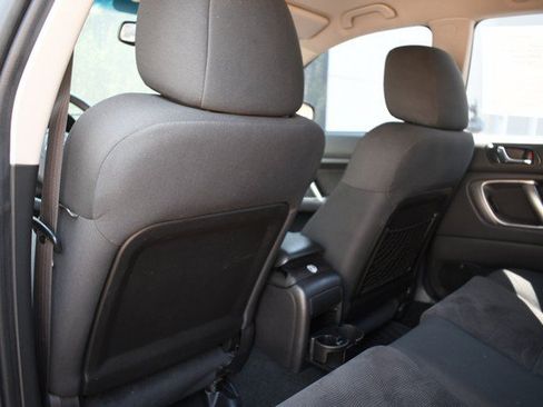 Used 2009 Subaru Outback 2.5i Special Edition AWD/4WD image 21