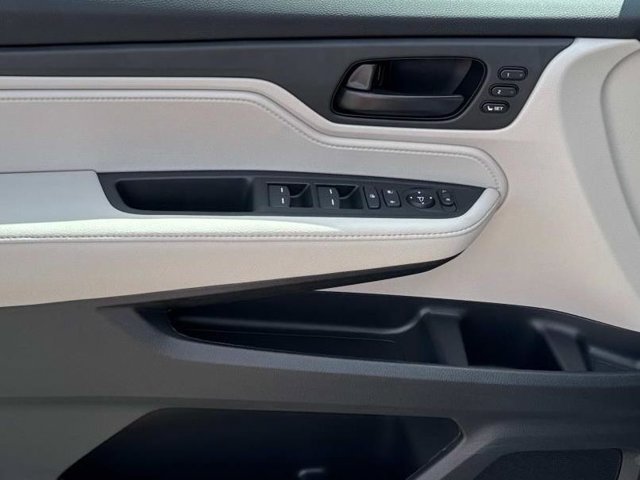 New 2026 Honda Odyssey EX-L image 9