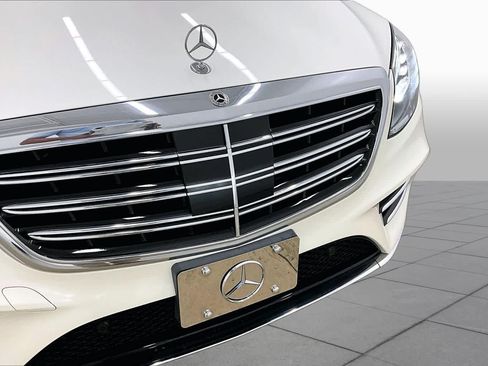 Used 2019 Mercedes-Benz S 560 Sedan image 29