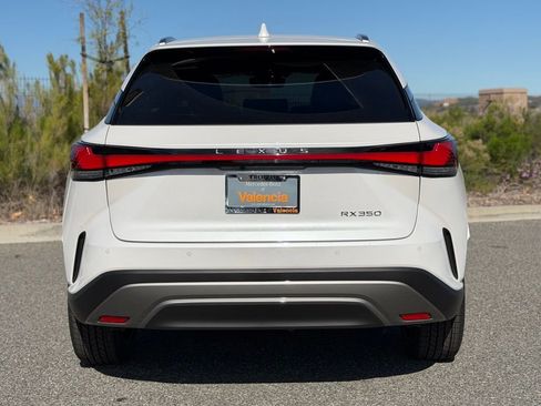 Used 2024 Lexus RX 350 Premium w/ Accessory Package (Z1) image 9