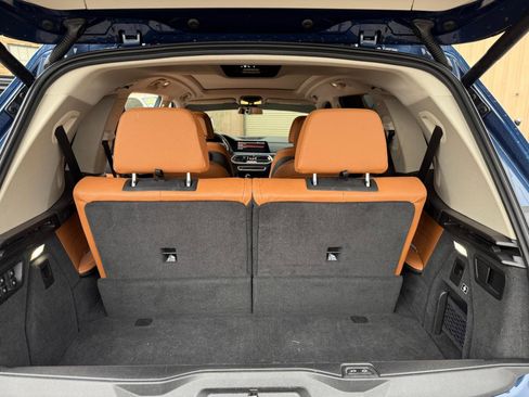 Used 2021 BMW X7 xDrive40i w/ Premium Package image 17