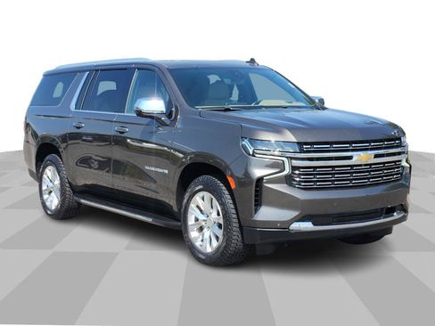 Used 2021 Chevrolet Suburban Premier w/ Premium Package AWD/4WD image 1