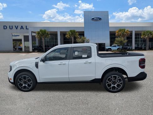 New 2025 Ford Maverick Lariat image 6