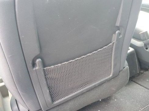 Used 2010 Dodge Grand Caravan SE image 11