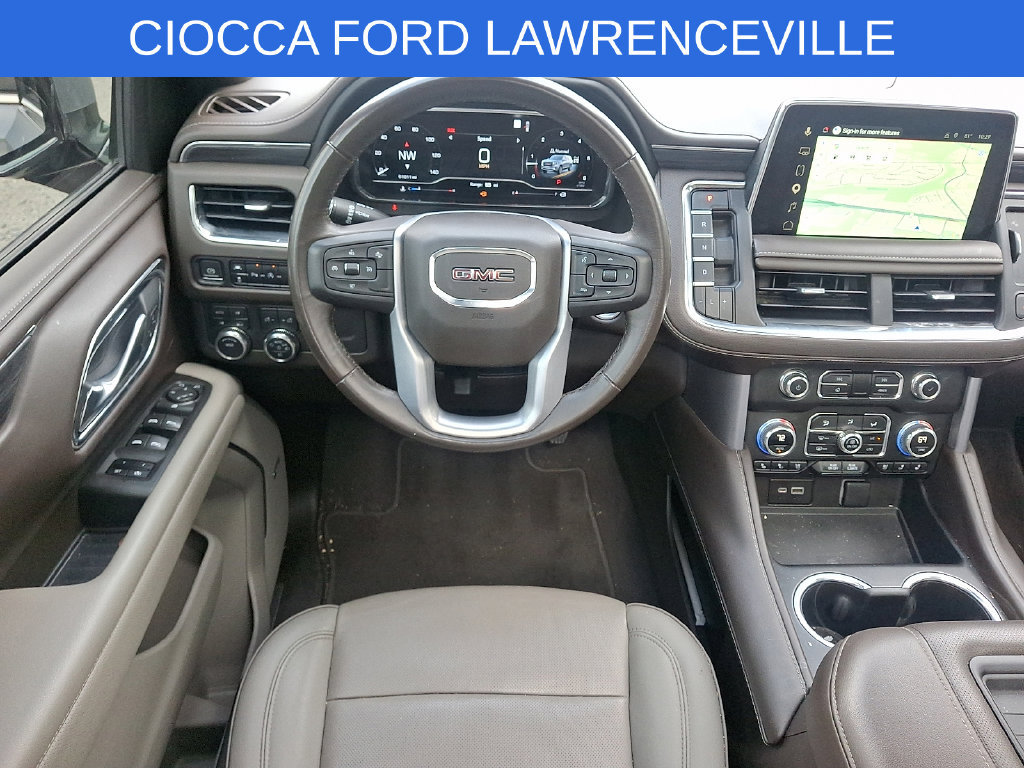 Used 2023 GMC Yukon XL SLT AWD/4WD image 2