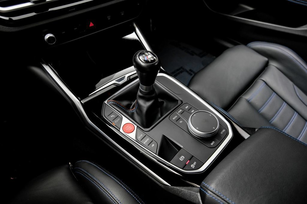 Used 2023 BMW M2 w/ Lighting Package RWD image 25
