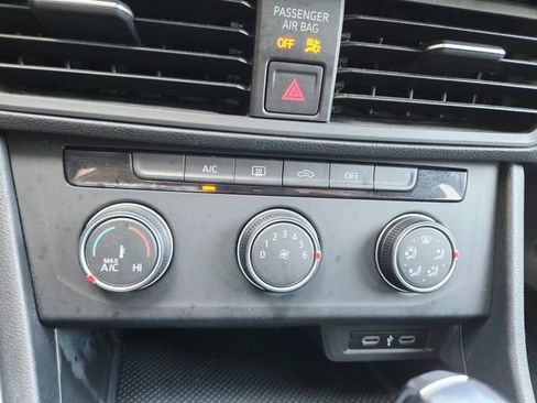 Used 2020 Volkswagen Jetta S image 25