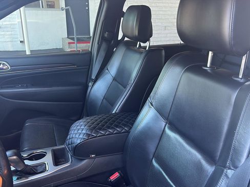 Used 2018 Jeep Grand Cherokee High Altitude image 12
