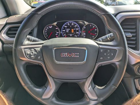 Used 2022 GMC Acadia AT4 w/ Technology Package AWD/4WD image 27