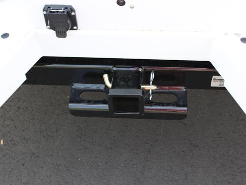 New 2026 GMC Sierra 3500 Pro w/ Convenience Package image 9