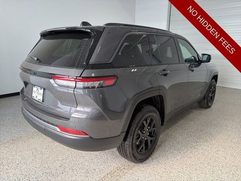 New 2026 Jeep Grand Cherokee Altitude AWD/4WD image 3