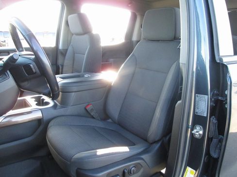 Used 2019 Chevrolet Silverado 1500 LT Trail Boss image 19