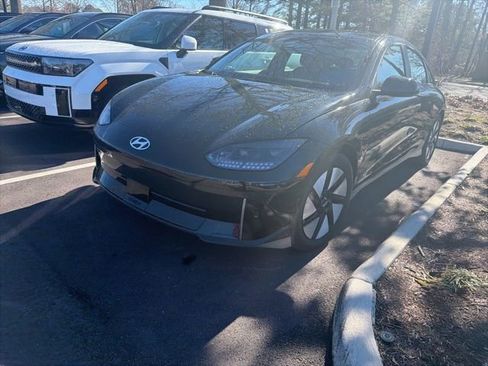 Used 2024 Hyundai Ioniq 6 SE image 5