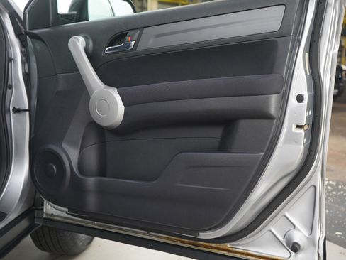 Used 2007 Honda CR-V LX image 9