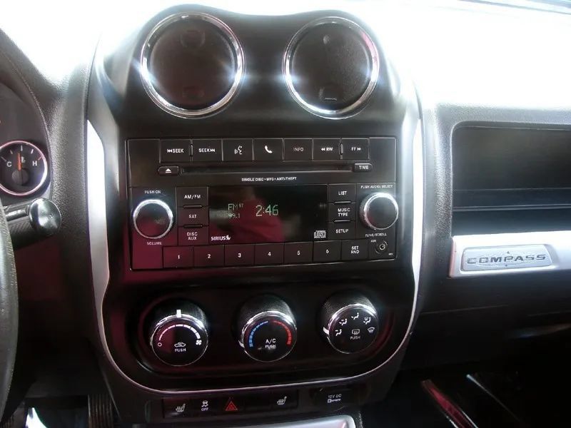 Used 2016 Jeep Compass High Altitude FWD image 14