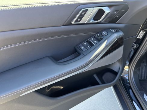 Certified 2025 BMW X5 xDrive40i image 14