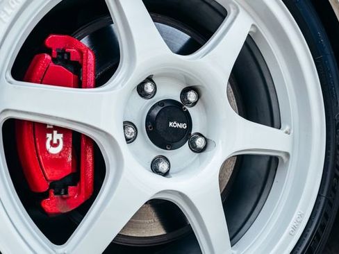 Used 2019 Volkswagen GTI SE image 3