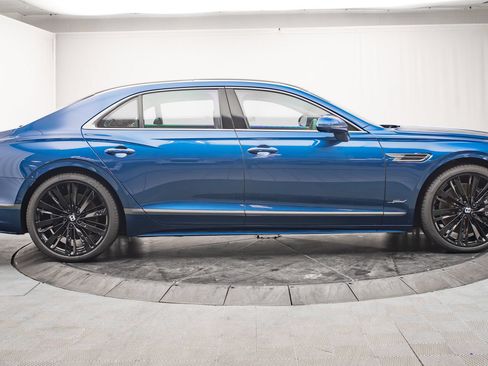 New 2026 Bentley Flying Spur Plug-In Hybrid AWD/4WD image 2
