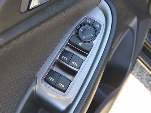 Used 2024 Chevrolet Malibu LT image 17