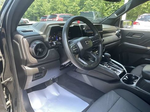 Used 2024 Chevrolet Colorado Trail Boss w/ Safety Package AWD/4WD image 10