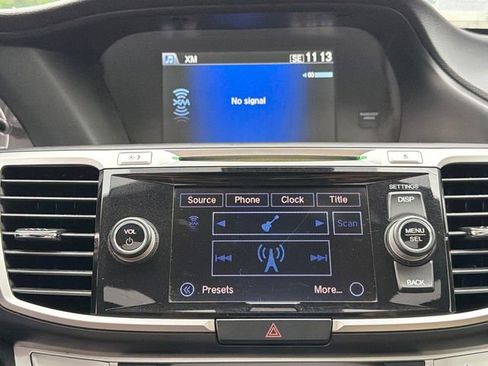 Used 2015 Honda Accord EX-L image 25