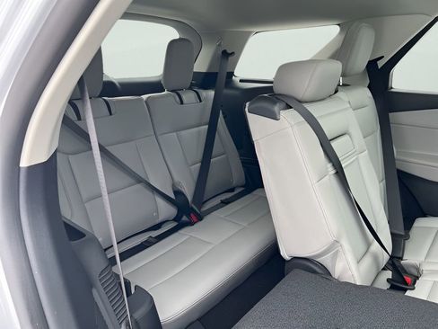 New 2026 Ford Explorer Active w/ Active Comfort Package image 13