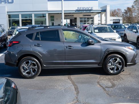 New 2026 Subaru Crosstrek 2.0i Premium image 2