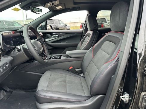 New 2025 Chevrolet Blazer EV RS image 23