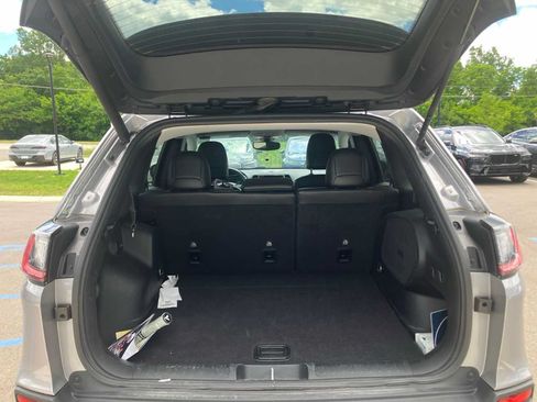 Used 2019 Jeep Cherokee Limited AWD/4WD image 17