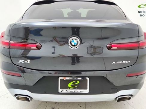 Used 2025 BMW X4 xDrive30i AWD/4WD image 12