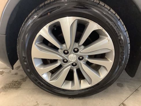 Used 2018 Buick Encore Preferred image 25