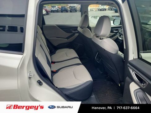 Used 2024 Subaru Forester Premium AWD/4WD image 10