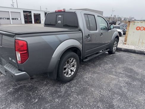Used 2020 Nissan Frontier SV image 15