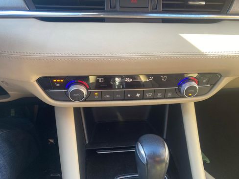 Used 2019 MAZDA MAZDA6 Touring image 18