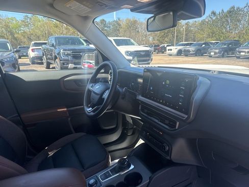 Used 2025 Ford Bronco Sport Outer Banks w/ Outer Banks Tech Package+ AWD/4WD image 9