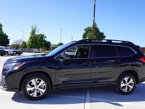 Used 2024 Subaru Ascent Premium w/ Convenience Package AWD/4WD image 3