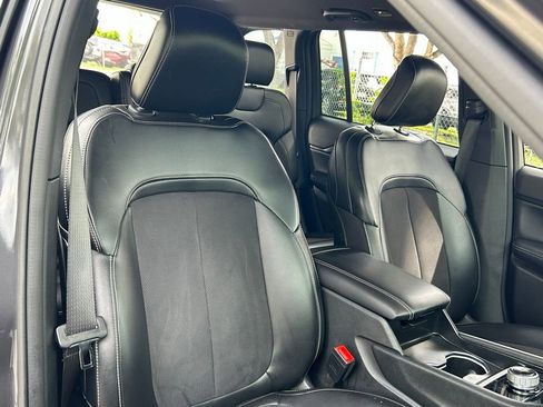 Certified 2024 Jeep Grand Cherokee Altitude image 37