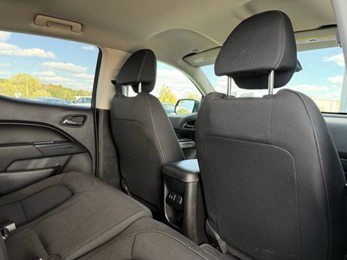 Used 2016 Chevrolet Colorado LT w/ LT Convenience Package image 21