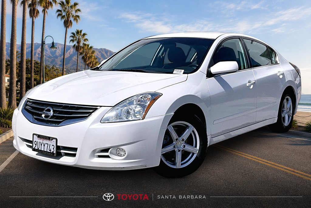 Used 2011 Nissan Altima 2.5 S FWD image 3
